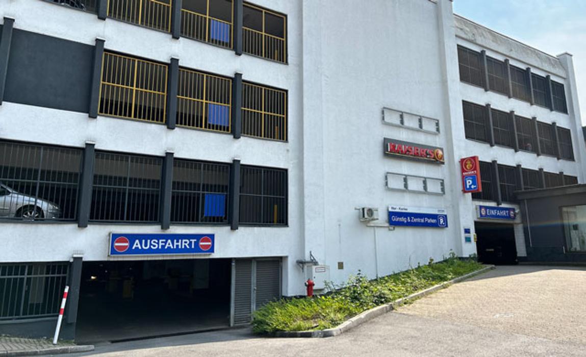 CONTIPARK Parkhaus Itter-Karree, Warrington-Platz in Hilden