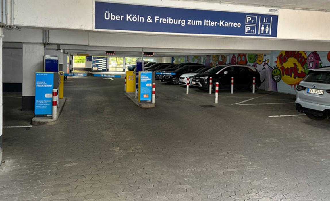 CONTIPARK Parkhaus Itter-Karree, Warrington-Platz in Hilden