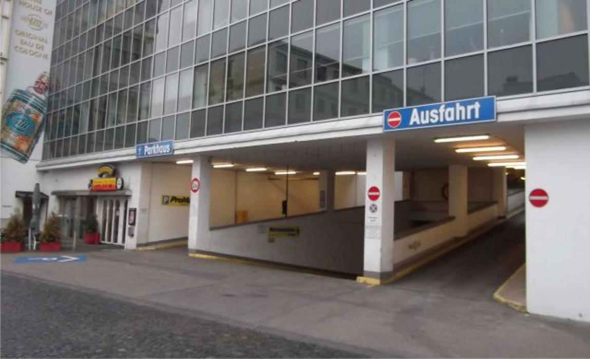 CONTIPARK Parkhaus Opern Passagen, Schwertnergasse in Köln