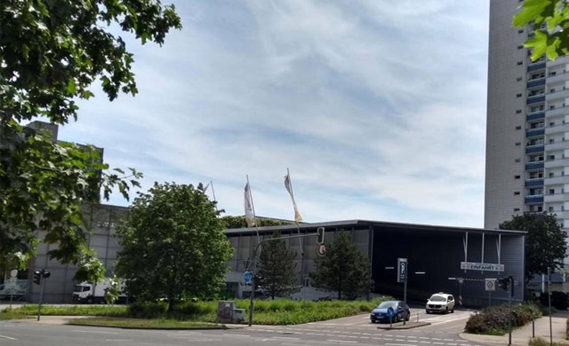 CONTIPARK Parkhaus Neustadt Centrum, An der Magistrale in Halle (Saale)