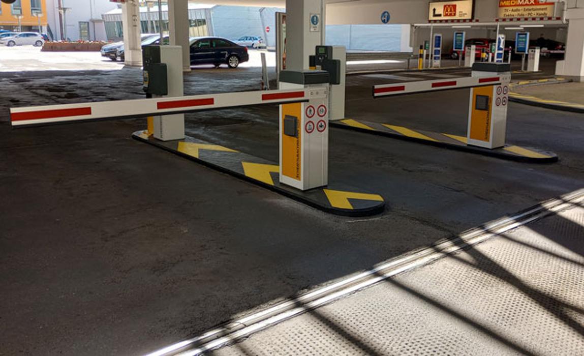 CONTIPARK Parkhaus Neustadt Centrum, An der Magistrale in Halle (Saale)