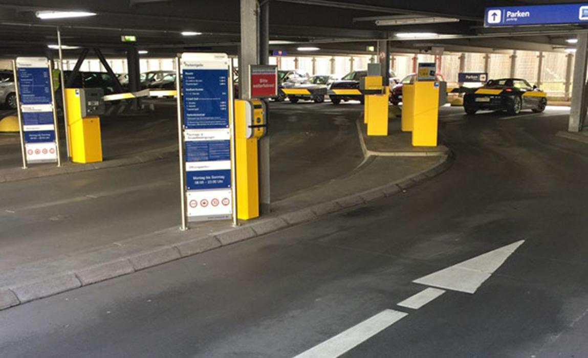 CONTIPARK Parkhaus Rundestraße (Kaufland), Rundestraße in Hannover