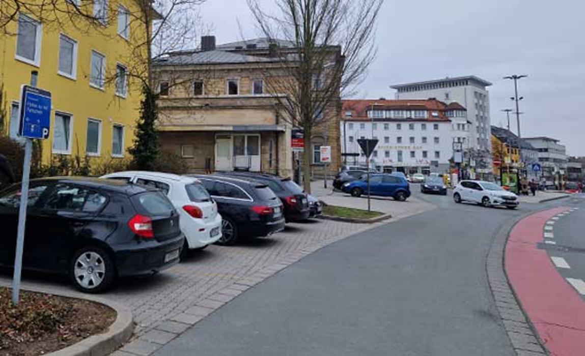 DB BahnPark Parkplatz Hauptbahnhof Vorfahrt P1, Bahnhofstraße in Bayreuth