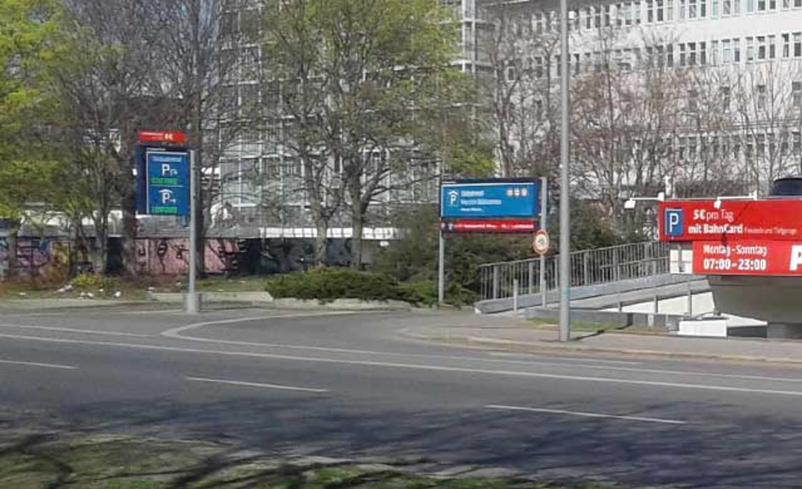 DB BahnPark Tiefgarage Ostbahnhof P2, Stralauer Platz in Berlin