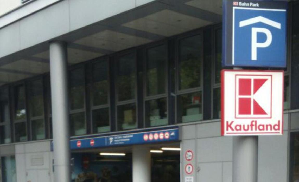 DB BahnPark Tiefgarage City Carré / Hauptbahnhof P1, Bahnhofstraße in Magdeburg