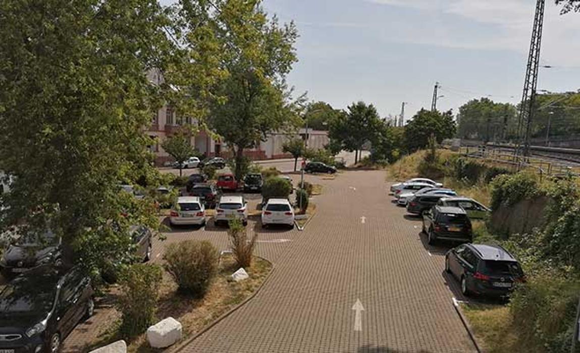 DB BahnPark Parkplatz Hauptbahnhof Landauer Straße P4, Landauer Straße in Neustadt an der Weinstraße
