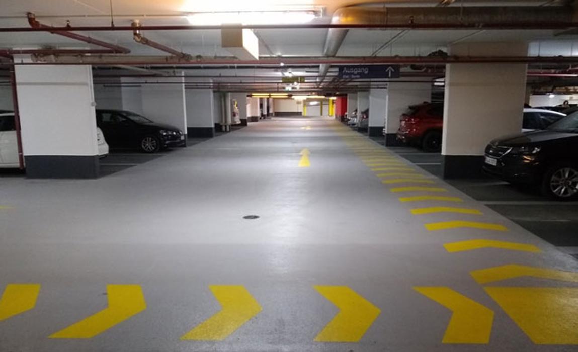 DB BahnPark Tiefgarage Hauptbahnhof Castra Regina Center P5, Bahnhofstraße in Regensburg