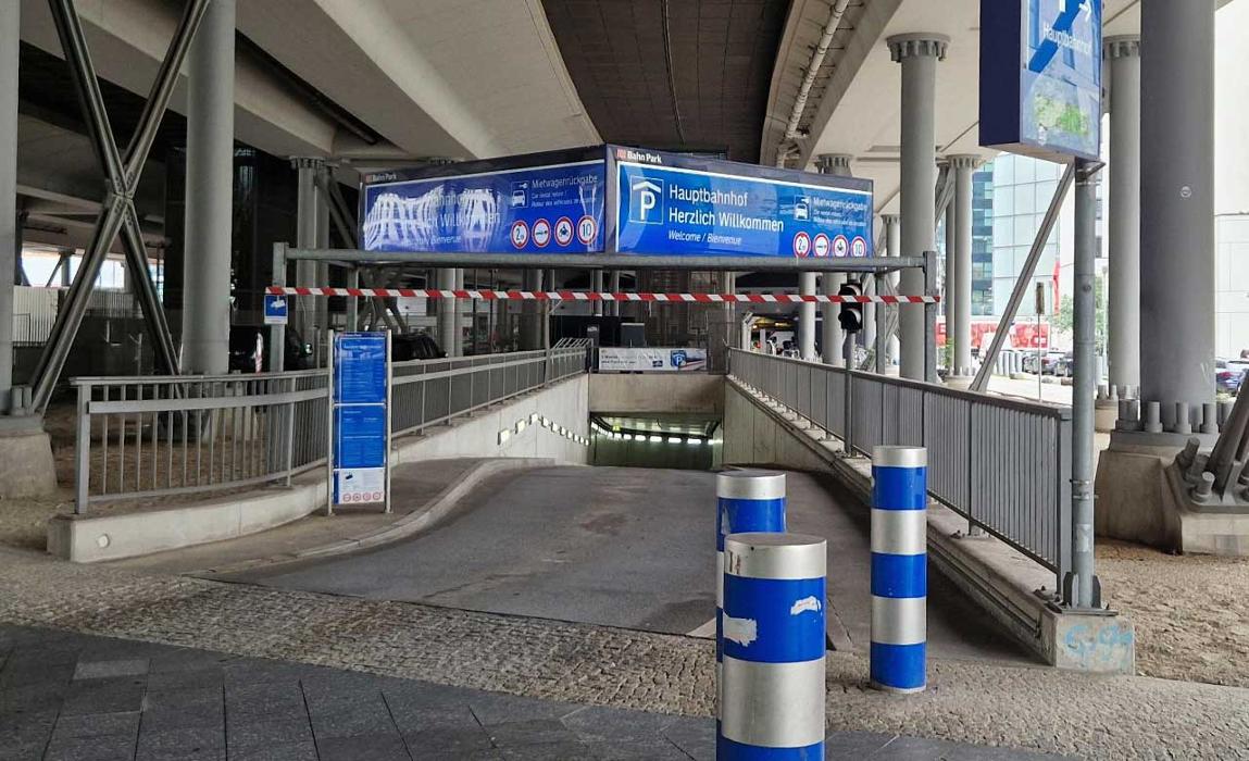 DB BahnPark Tiefgarage Hauptbahnhof P1, Clara-Jaschke-Straße in Berlin