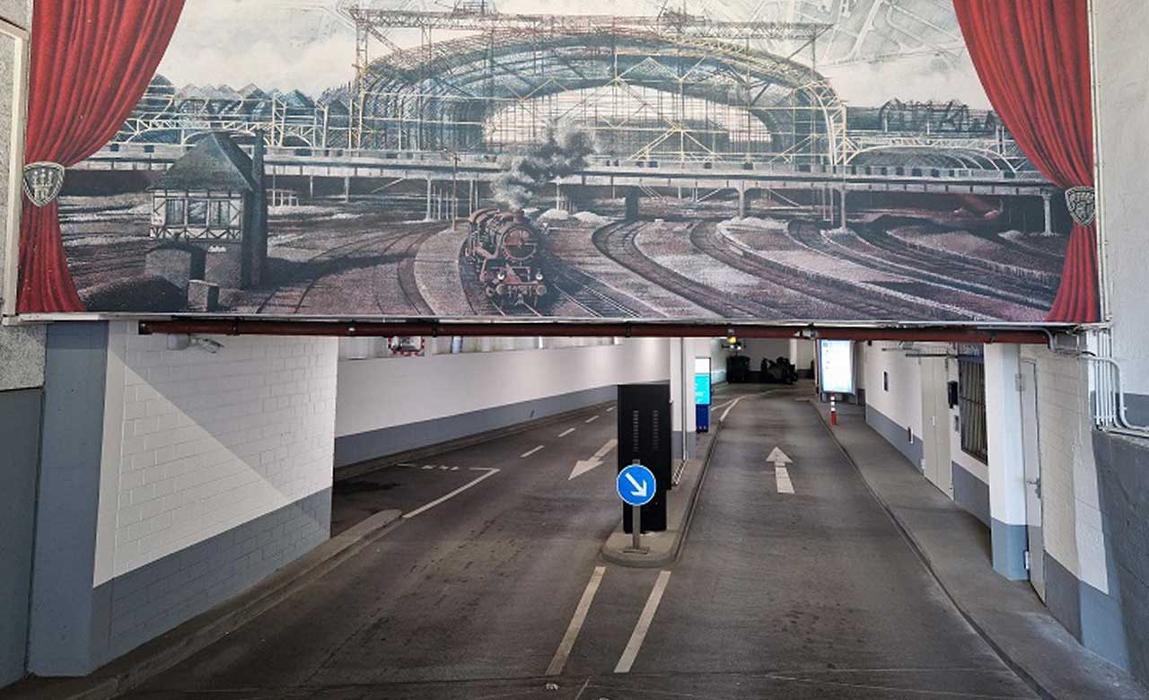 DB BahnPark Parkhaus Hauptbahnhof Centrum P1, Hühnerposten in Hamburg