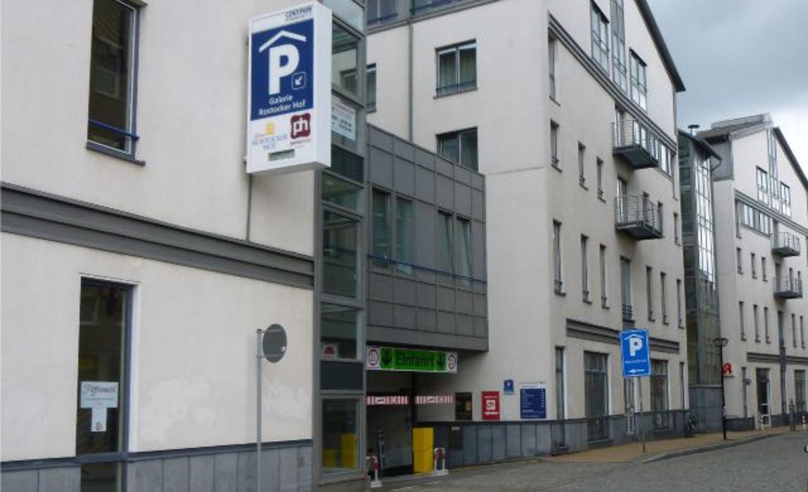 CONTIPARK Parkhaus Galerie Rostocker Hof, Altbettelmönchstraße in Rostock