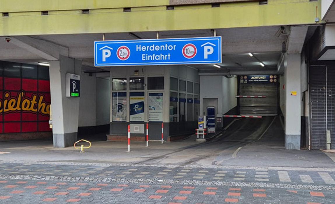 CONTIPARK Parkhaus Herdentor, Rembertiring in Bremen