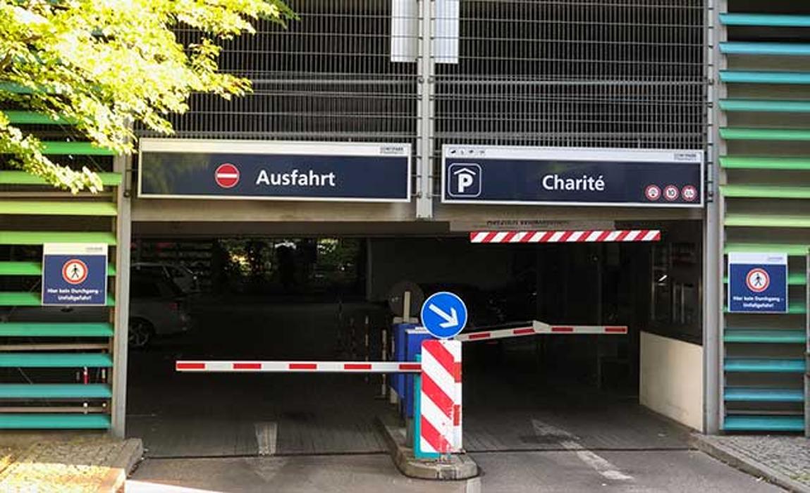 CONTIPARK Parkhaus Charité Campus Virchow Klinikum, Seestraße in Berlin