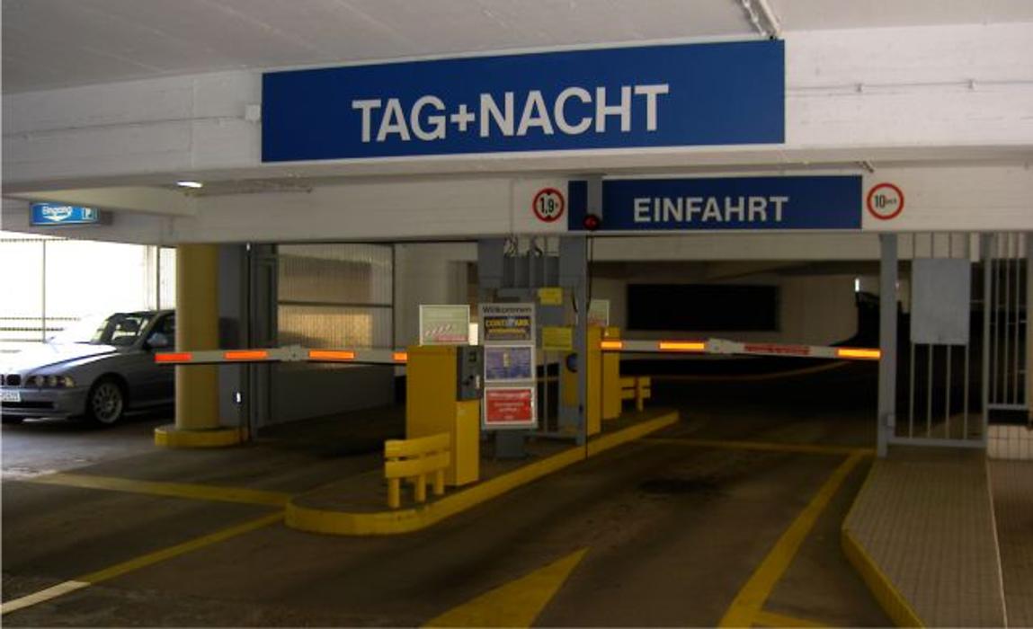 CONTIPARK Parkhaus FINA, Friedrich-Karl-Straße in Mannheim