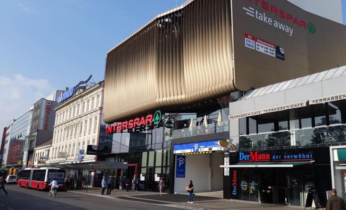 CONTIPARK Parkhaus Interspar Floridsdorf, Franz Jonas Platz in Wien