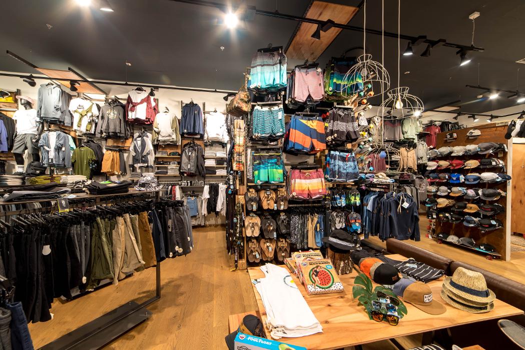 Blue Tomato Shop Linz, Plus-Kauf-Straße in Pasching