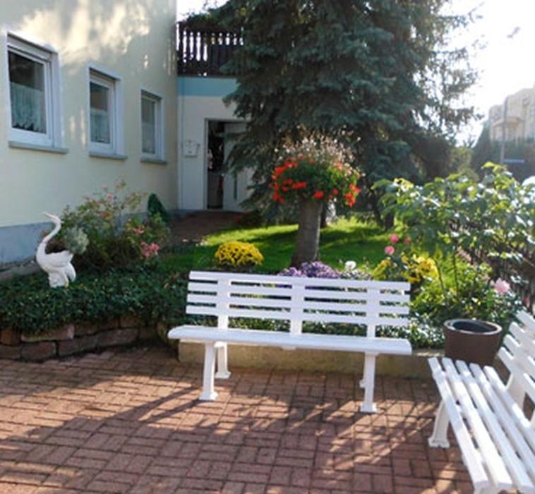 Altenpflegeheim Haus Monika, Zeppelinstraße in Edingen-Neckarhausen