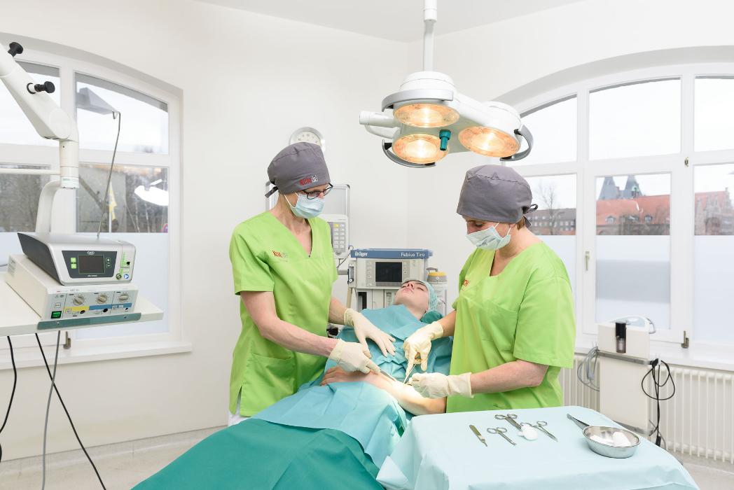 Kinderchirurgie am Holstentor, Dr. Andrea Ortfeld und Dr. Franziska Back-Petersen, An der Obertrave in Lübeck