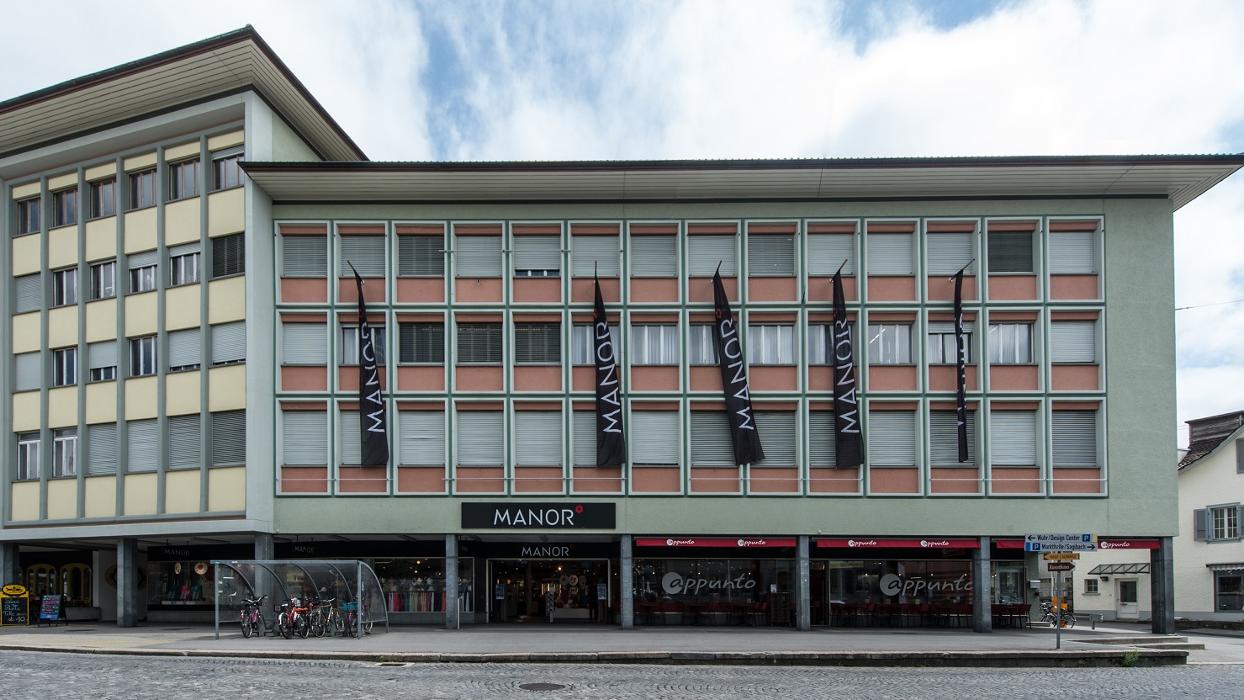 MANOR Langenthal, Aarwangenstrasse in Langenthal