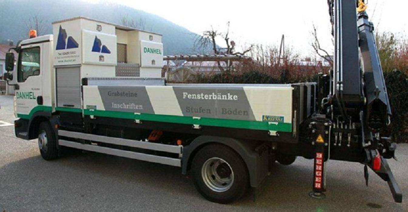Kriessl Fahrzeugbau Gmbh&CoKG, Hainfelder Straße in Weissenbach an der Triesting