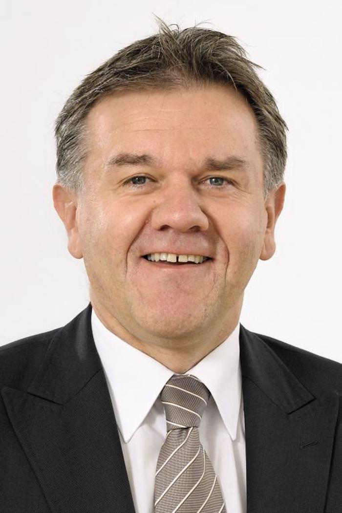 ERGO Versicherung Dieter Bonaita, Neue Straße in Ulm