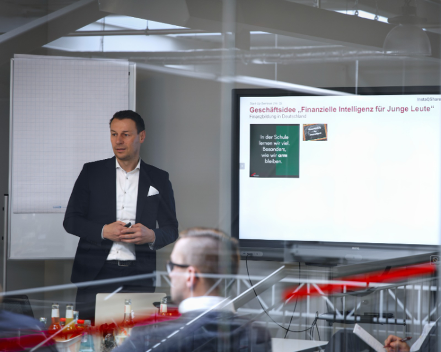 ERGO Pro Stefan Molch, Hauptstraße in Callenberg