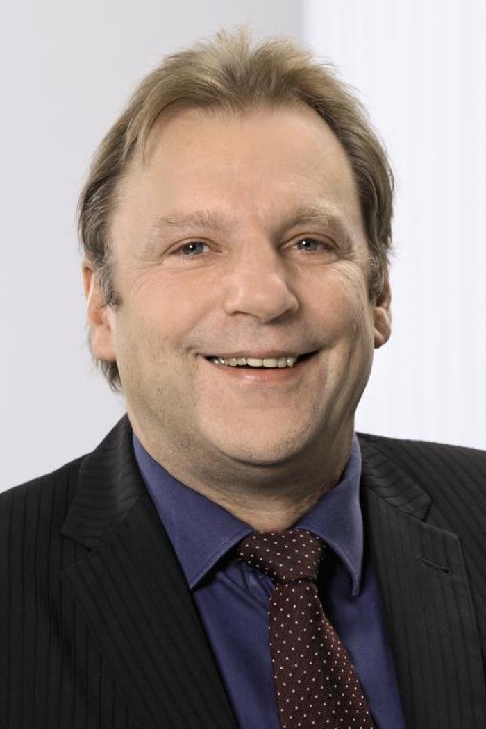 ERGO Versicherung Gerhard Fiedler, Bremer Straße in Eschborn