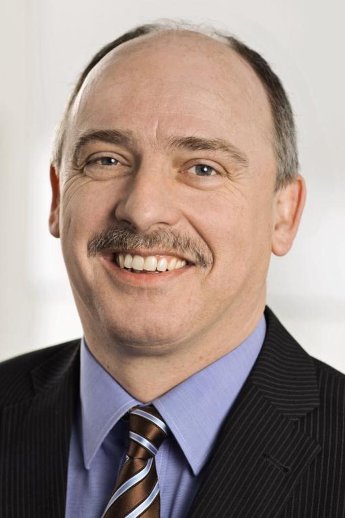 ERGO Versicherung Joachim Grützmann, Porschestraße in Hildesheim