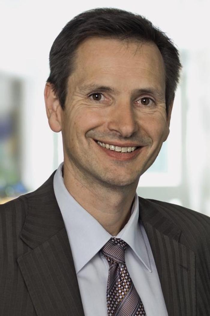 ERGO Versicherung Franz Bauer, Lochhauser Straße in Puchheim