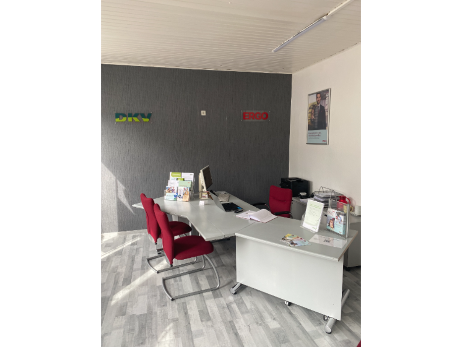 ERGO Versicherung Ulrich Lurz, Castroper Straße in Bochum