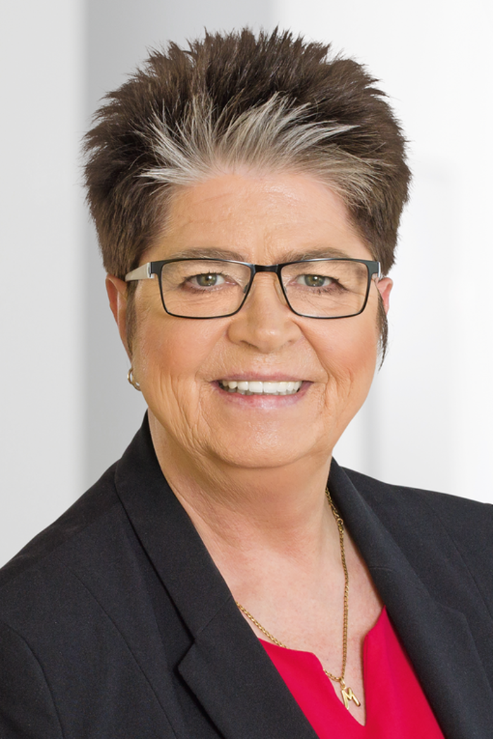 ERGO Versicherung Sylvia Kremp, Ernsdorfstraße in Kreuztal