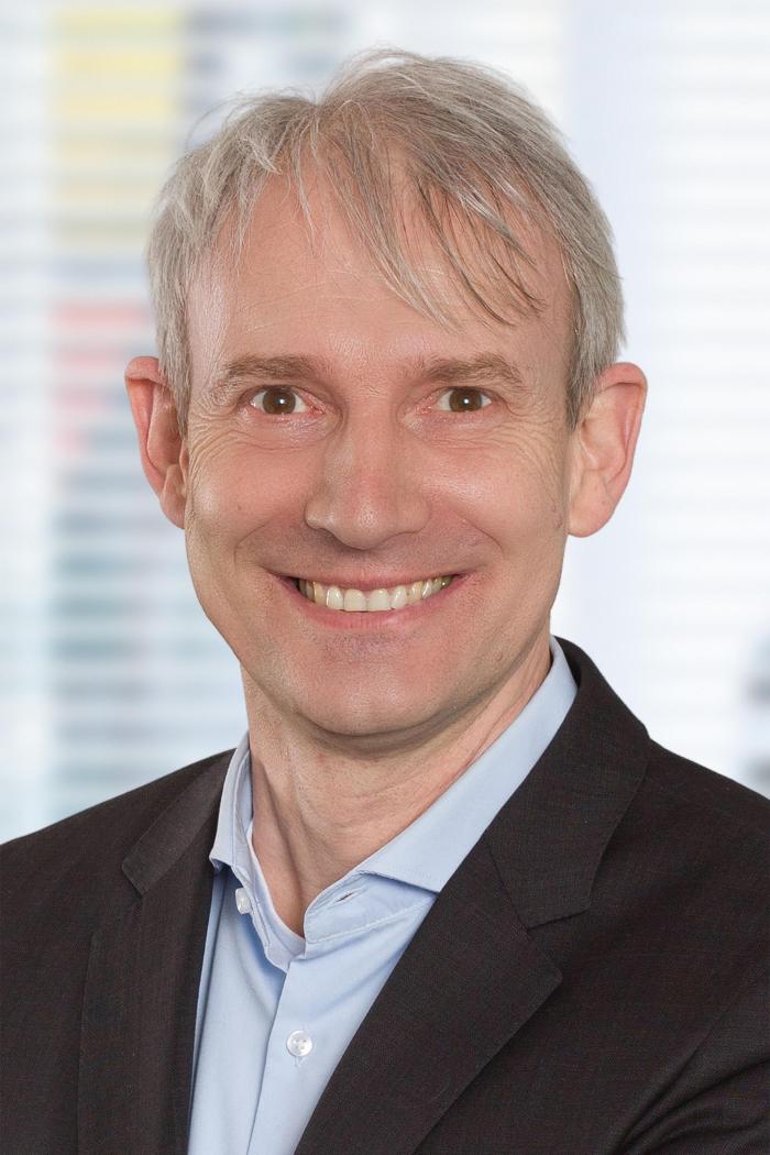 ERGO Versicherung Robert Dahm, Olpener Straße in Köln