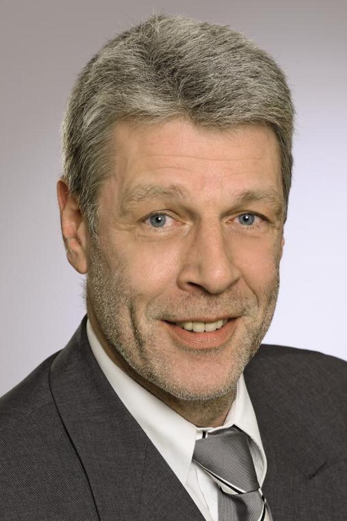 ERGO Versicherung Markus Peters, Zum Stadion in Langenfeld (Rheinland)