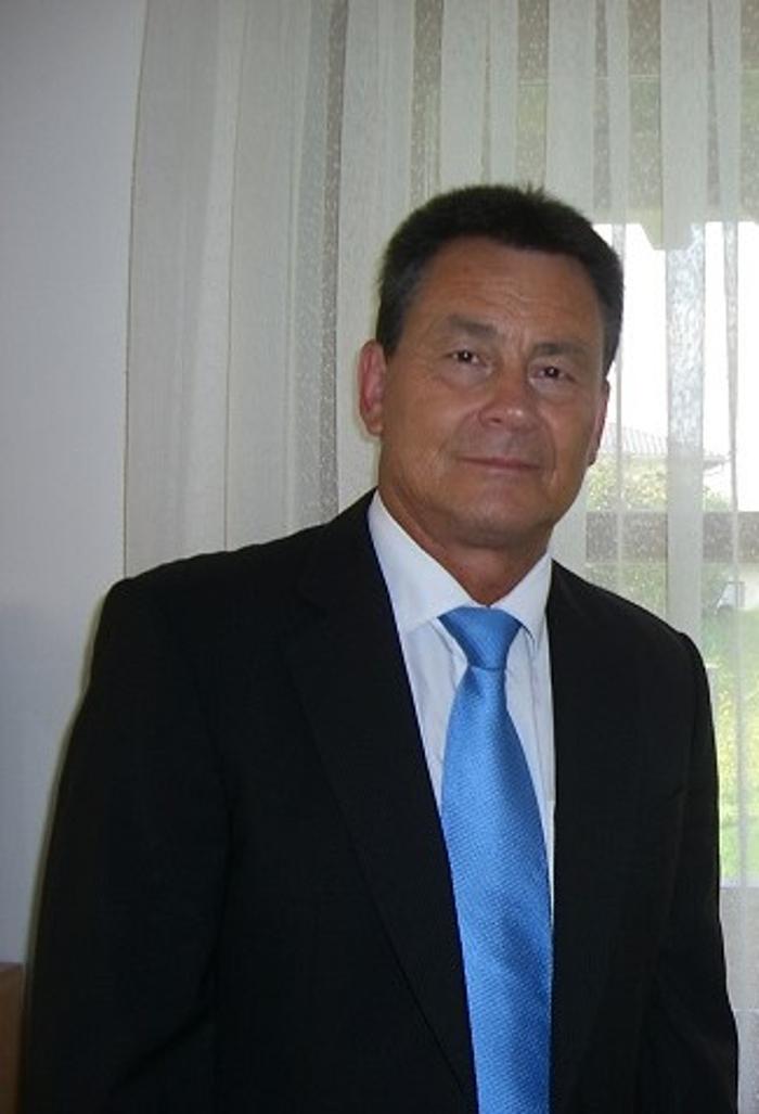 ERGO Versicherung Paul Riedl, Hochstraße in Untergriesbach