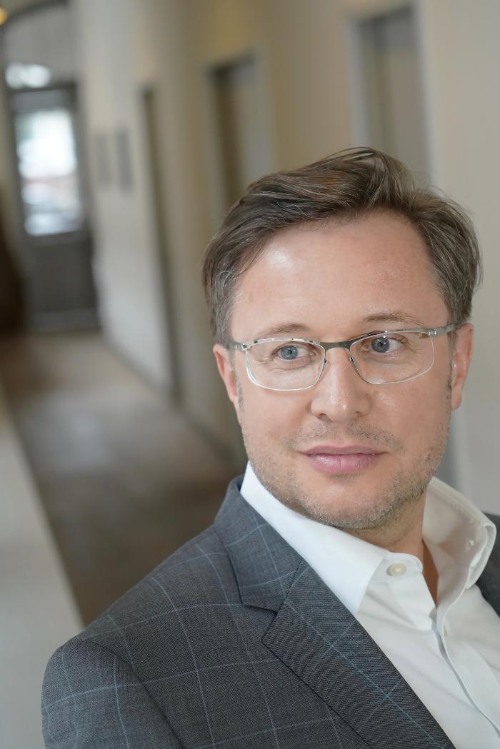 ERGO Versicherung Falk Duschik, Radeberger Straße in Dresden