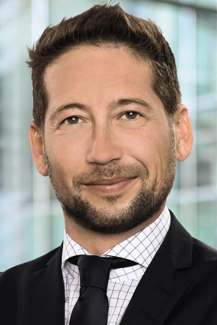 ERGO Versicherung Timo Engelfried, Am Stadtrand in Hamburg