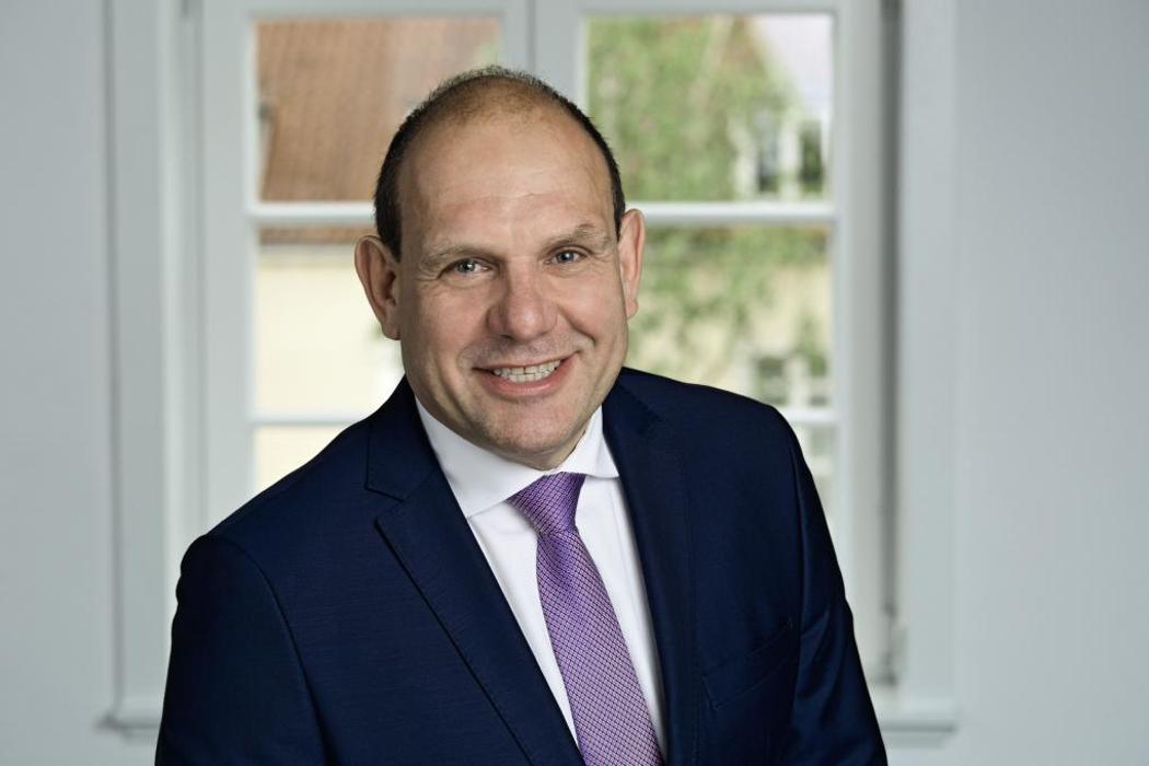 ERGO Versicherung Stefan Jugan, Bahnhofstraße in Hameln