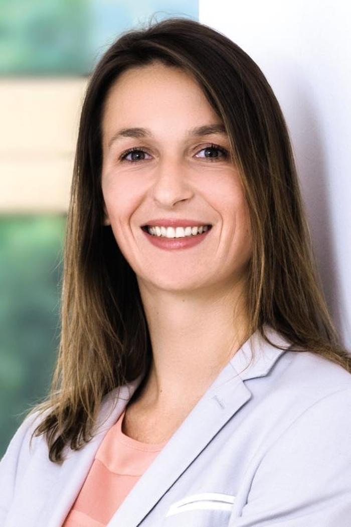 ERGO Versicherung Nicole Grassmann, Mainzer Straße in Berlin