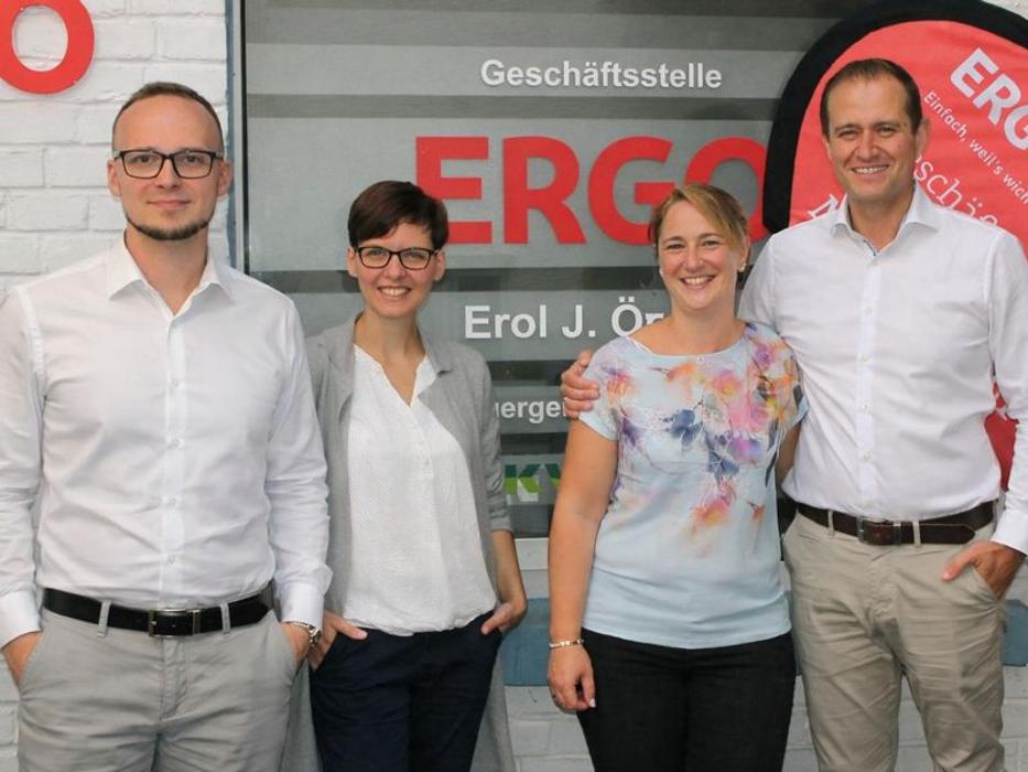 ERGO Versicherung Erol Jürgen Özcan, Dolmanstraße in Bergisch Gladbach