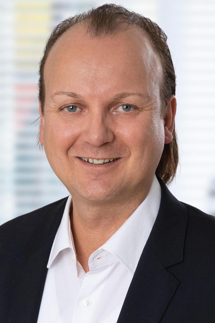 ERGO Versicherung Markus Schlösser, Hatzfeldstraße in Köln