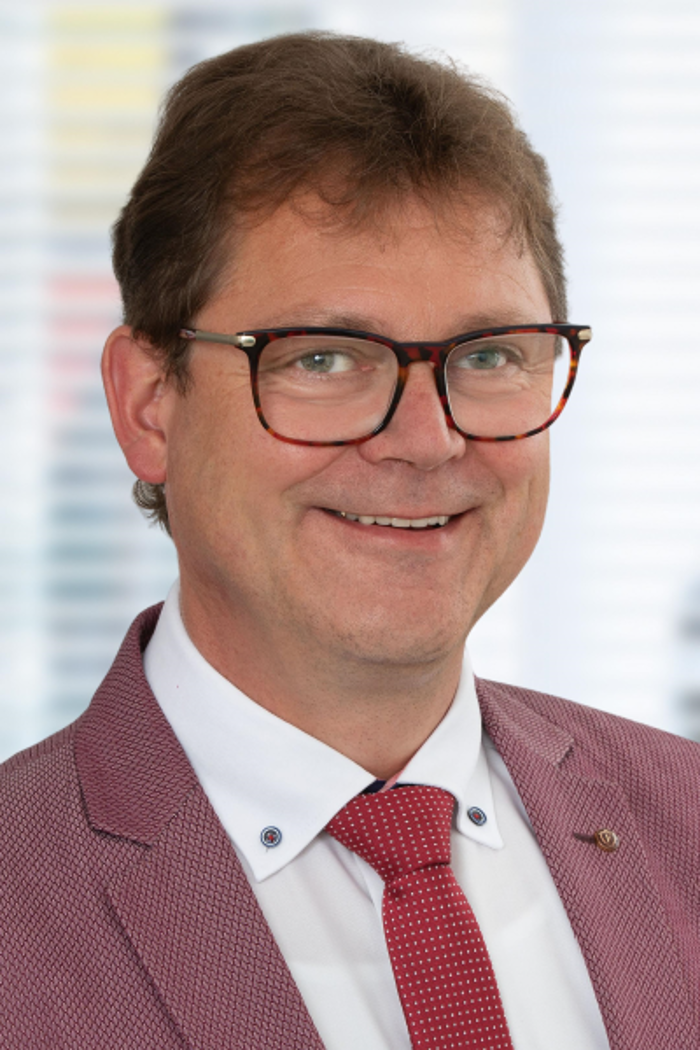 ERGO Versicherung Robert Just, Marktstraße in Döbeln