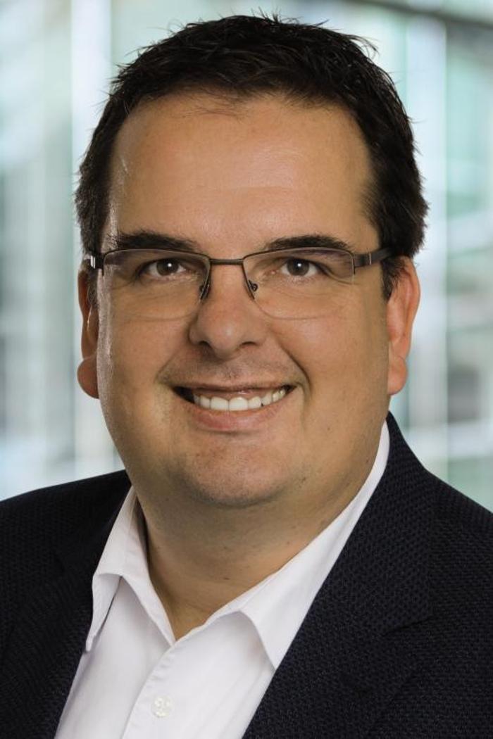 ERGO Versicherung Holger Schöls, Bielefelder Straße in Lennestadt