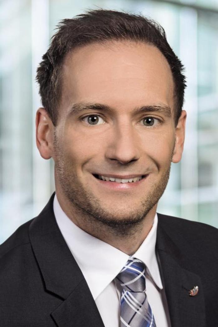 ERGO Versicherung Simon Umlauf, Am Königsacker in Viernheim