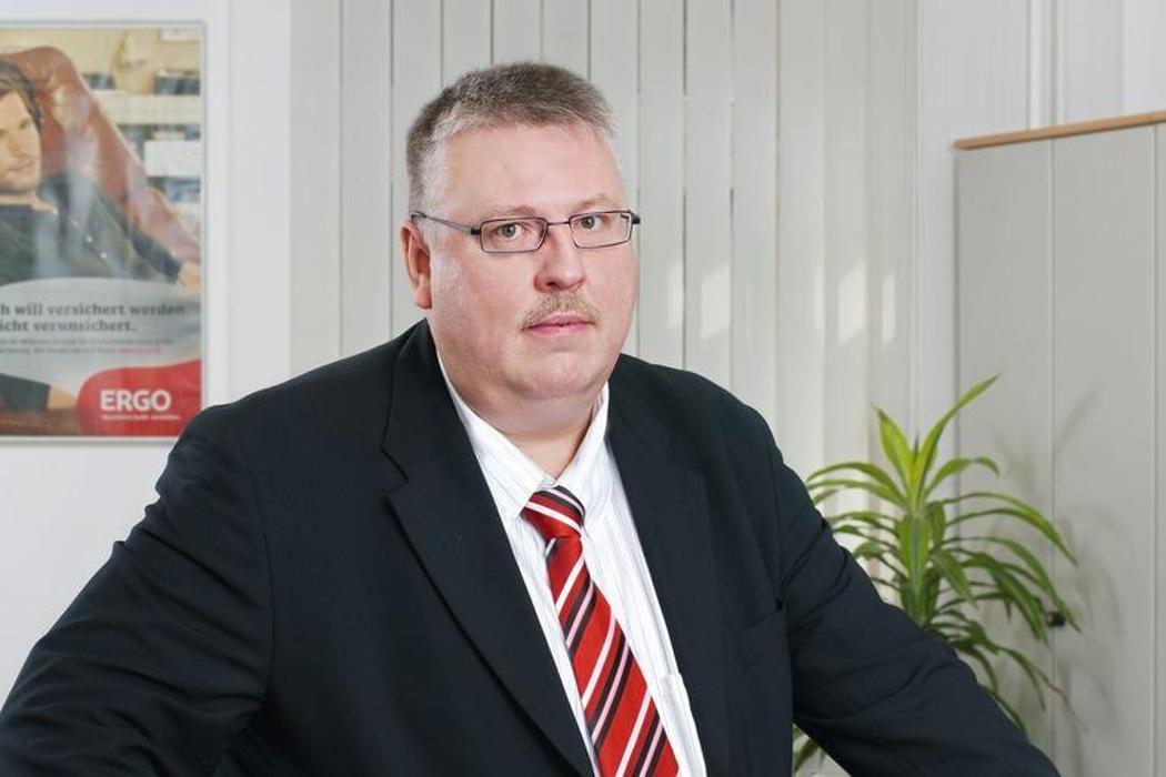 ERGO Versicherung Sven Hutschikovsky, Dorfstraße in Silz