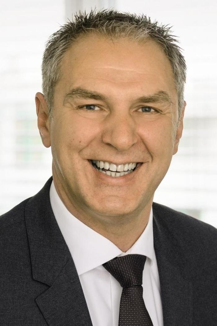 ERGO Versicherung Jürgen Petrow, Scheffershof in Leverkusen