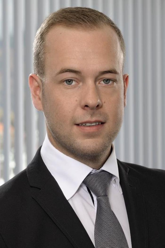 ERGO Versicherung Andreas Petersdorfer, Schulstraße in Ebringen