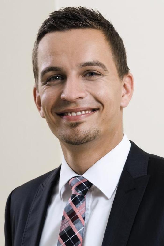 ERGO Versicherung Alexander Donath, Konrad-Zuse-Straße in Berlin