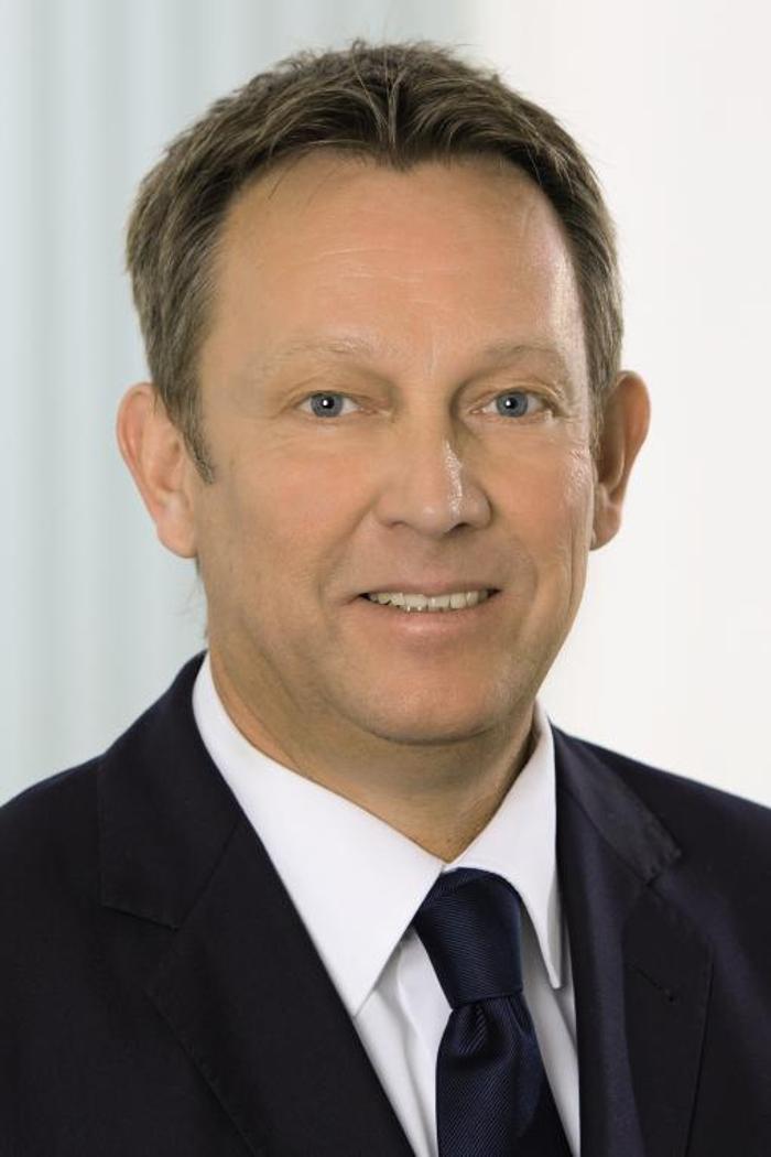 ERGO Versicherung Peter Müller, An der Brennerei in Kerpen