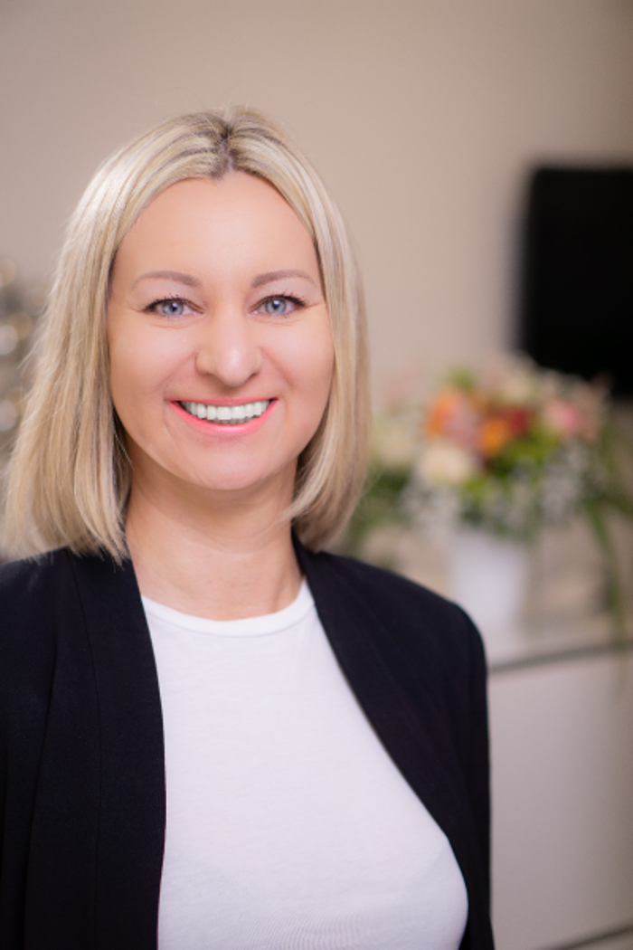 ERGO Versicherung Nadine Borchert, Bahnhofstraße in Haan