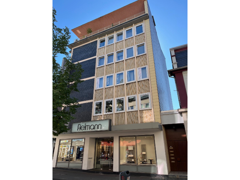 ERGO Versicherung Armin Plüschau, Bahnhofstraße in Oberhausen