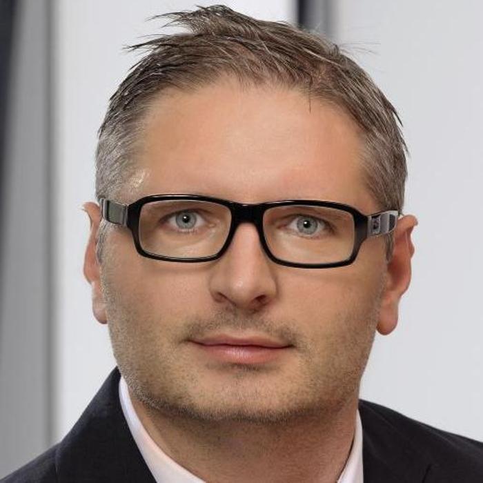 ERGO Versicherung Marcel Knaus, Am Triefenbach in Böbingen